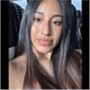 Profesora de matemáticas y actual estudiante de ingeniería, con gran desenvoltura en las mates y apta para casi todos los niveles.