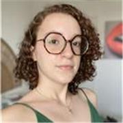 Bonjour, je suis une étudiante qui cherche un emploi et j’ai de bonne compétences en anglais qui peuvent être mise à profit ! Je