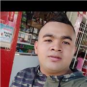 Profesor de matemáticas y física con experiencias en clase para jóvenes y adultos de manera presencial y virtual