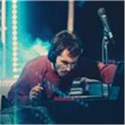 Musicista, produttore e insegnante con grande esperienza propone lezioni di Ableton Live a Torino e online, con approccio creativo