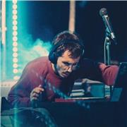 Musicista, produttore e insegnante con grande esperienza propone lezioni di Ableton Live a Torino e online, con approccio creativo