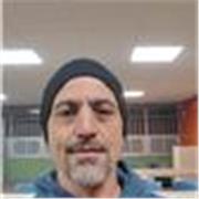 Profesor con 20 años de experiencia práctica en talleres de vehículos industriales y 5 años como profesor