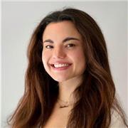 Soy psicóloga y acompañante de personas con diversidad funcional que necesitan apoyo con deberes o educación continua.