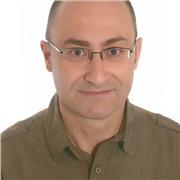 Jurista de amplia experiencia en todos las campos judiciales  imparte clases de refuerzo en el área Civil de Derecho