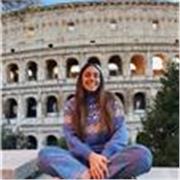 Soy una persona empática, con un gran interés por el bienestar emocional y el crecimiento personal.