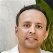Maestro de apoyo escolar online con enfoque en niños