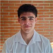 Estudiante universitario ofrece clases particulares a estudiantes de ESO y Bachillerato