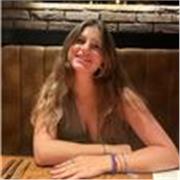 My name is Victoria, I am a student at King’s college london. I am French and moved to London a year ago. I was in an international high school in France and graduated with a French baccalaureate with international option and mention bien.
