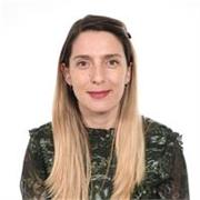 Teacher of English with 10 years experience in teaching