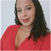 Profesor con experiencia en niños pequeños de 5 a 6 años