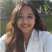 English tutor who teaches student of all ages