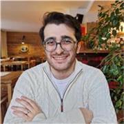 Practical programming instructor helping learners build coding and problem-solving skills