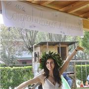 Studentessa di Lettere Classiche, insegnante di italiano, offre ripetizioni di materie umanistiche e aiuto compiti