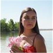 Native English speaker looking to tutor for English!