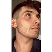 studente universitario che puó fornire aiuto a ragazzi delle scuole medie, anche per latino delle superiori