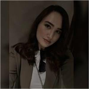 Özge Özden