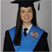 Graduada en Biomedicina y estudiante del Máster de Formación del Profesorado - Clases de apoyo para Primaria y ESO