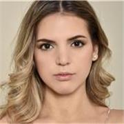 Sono una studentessa laureata in sociologia all’università Cattolica delSacri cuore di Milano. Ho frequentato il liceo umanistico ed a fronte dei miei studi sono abile in materie letterarie, di comunicazione, di sociologia, psicologia, antropologia, matem