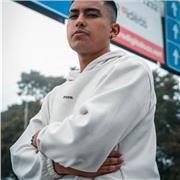 Profesor de baile capacitado para entrenar a niños, jóvenes y adultos.
Estoy situado en Barcelona