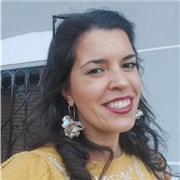 Profesora de Lengua castellana y literatura graduada en Humanidades