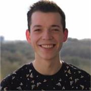  Jeune passionné d’informatique, débutant mais motivé pour transmettre avec pédagogie 