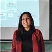 Profesora universitaria de Historia y Ciencia Política