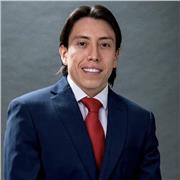 Me defino como informático con enfoque práctico, y voy a dar clases de matemáticas a niños de primaria. Mi objetivo es ayuda