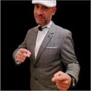 Entrenador Nacional de Bailes Latinos para todas las edades y niveles.