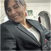 Profesora con experiencia en marketing digital y comunicación