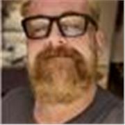 Guionista y director con 30 años de experiencia. Mi fuerte es la escritura, enseñar a contar historias y el humor. 