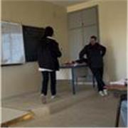 Cours de Mathématiques – Collège & Lycée
📍 Paris | Gonesse | Villiers-le-Bel | Île-de-France
Professeur de mathématiques avec expérience, je propose des cours de soutien et d’accompagnement pour élèves de collège et lycée, adaptés au niveau et aux obje