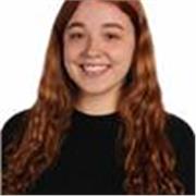 Soy una profesora cercana y dinámica, con vocación por la enseñanza y experiencia trabajando con estudiantes de ESO y Bachillerato