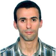 je suis un profeseur de la langue arab depui 5 ans de la niveau premere