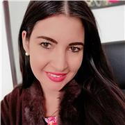 Insegnante di storia impartisce lezioni per ogni ordine e grado