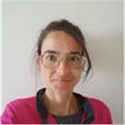 Professeur des écoles depuis 2010, j'ai ensigné le français.