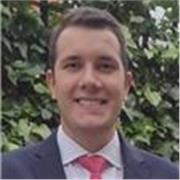 Profesor titulado en Pedagogía con más de cinco años de experiencia, especialidsa en necesidades educativas.