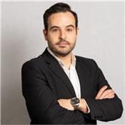 Doy clases de marketing online, desarrollo web con WordPress, enseño también SEO nivel básico, etc