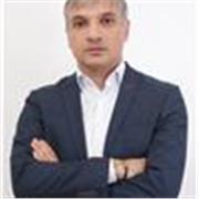 “Qualified teacher with 10 years of experience, offers online classes.”