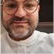 I give private cooking  lessons on person or online tailored to your need 