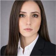 Profesora de gestión y marketing para pequeñas empresas y corporaciones