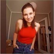 Sono Giulia, ho 30 anni. Per molti anni ho impartito ripetizioni a ragazzi di elementari, medie e superiori