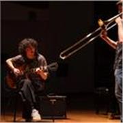 Profesor de Guitarra acustica o electrica. Genero jazz, moderno, rock