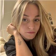 studentessa universitaria disponibile per ripetizioni/ aiuto compiti (materie umanistiche e lingua inglese)