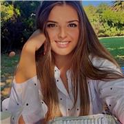 Estudiante ofrece clases de idiomas para niños