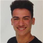 Profesor de biología que imparte clase desde el colegio hasta 2° de bachillerato