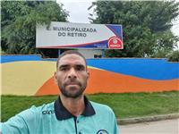 Professor de Educação Física ensino fundamental e médio e treinador de atletismo e Corrida de Rua