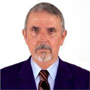 Profesor de Microbiología e Inmunología a todos los niveles de enseñanza