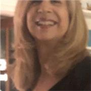 Experienced Italian tutor helping you speak with confidence