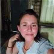 Hola soy Marianela nací en Argentina y mí lengua nativa es el Español, soy maestra de educación primaria en mí país. 