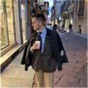 Madrelingua inglese offre lezioni di inglese individuali e di gruppo